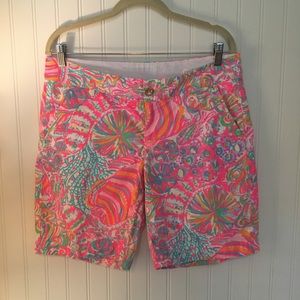 Lilly Pulitzer Chipper Shorts Size 10 Swish Fish